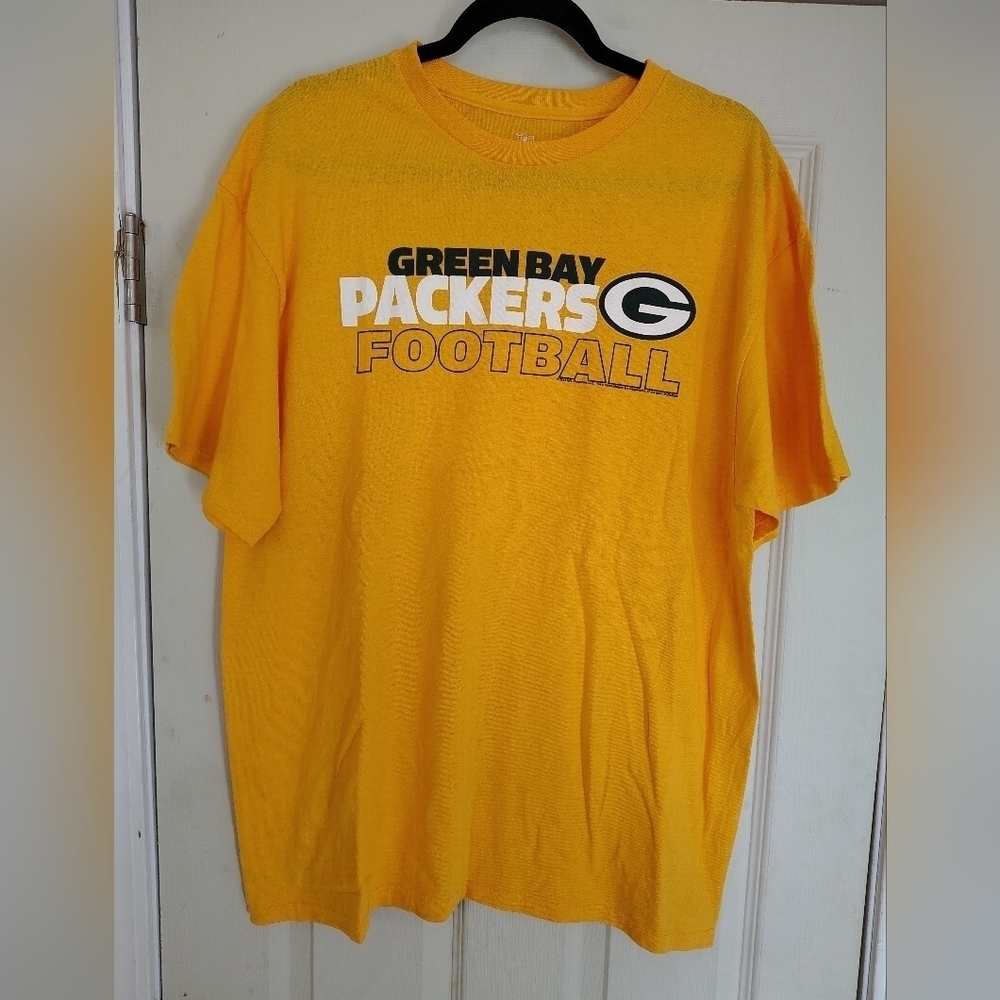 NFL Team Apparel Green Bay Packers Logo Shirt